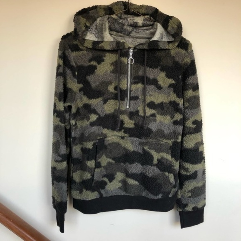 green camouflage faux sherpa‎ fuzzy quarter zip hooded long sleeve sweater - Picture 6 of 6